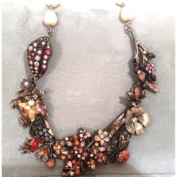Vintage-Inspired Floral & Leaf Statement Necklace With Pearl  & Rhinestones - Picture 1 of 4